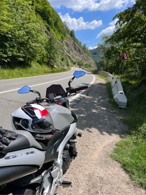 Vand Suzuki GSR600 - imagine 2