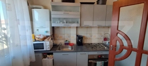 Apartament decomandat, 2 camere, 40 mp, etaj 4, zona Florilor   - imagine 8