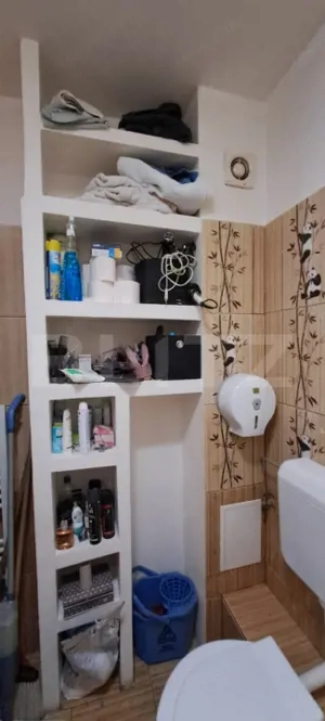 Apartament decomandat, 2 camere, 40 mp, etaj 4, zona Florilor   - imagine 10