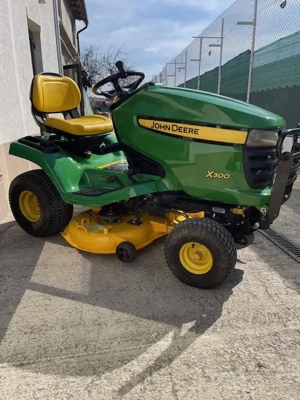 John Deere X300 Original USA - Tractoras de tuns iarba