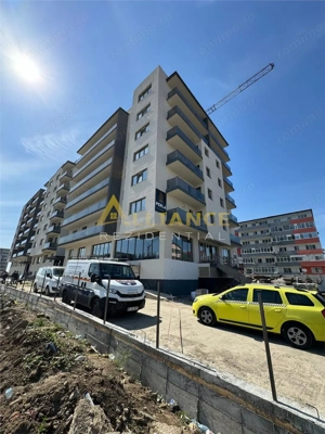 Apartament cu 2 camere | Studio | 46 mp - Metrou Berceni - imagine 2