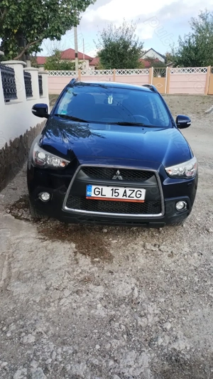 Vând Mitsubishi ASX an 2012