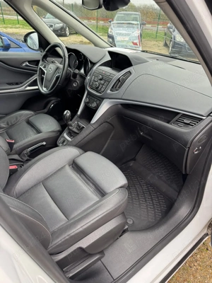 Opel Zafira Tourer 2012 - imagine 6