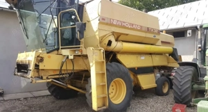 Combina agricolă New Holland TX32