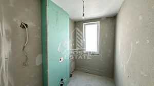 Apartament de vanzare cu 4 camere, etajul intai, Dumbravita - imagine 8