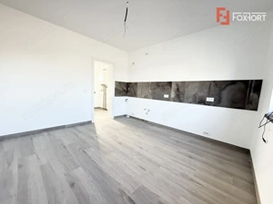 Casa individuala cu 4 camere, situata la drum asfaltat in Sacalaz - imagine 12