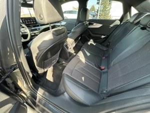 Audi A4 B9   2  km reali 2.0 benzină MildHybrid - imagine 5