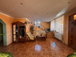 Casă 360 mp + Restaurant închiriat, teren 1000 mp - imagine 4