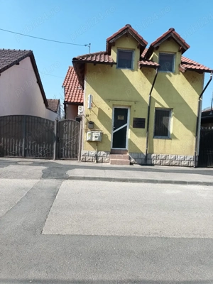 Vand casa,Hunedoara str Romanilor 37