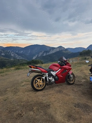 Se vinde Honda vfr 800 vtec - imagine 4