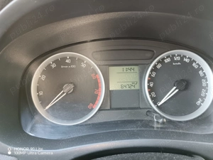 Vand Skoda Fabia 2, model 2007, benzina 1.2 - imagine 10