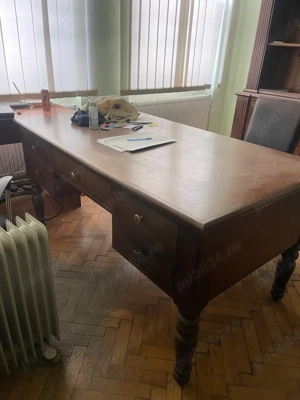 Vand mobilier birou de nuc