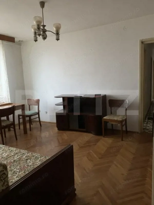 Apartament cu 4 camere, 76 mp, zona Centrala