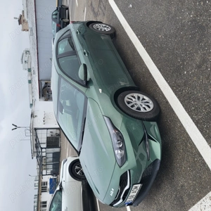 Kia ceed benzina 160cp  dec 2022 - imagine 5