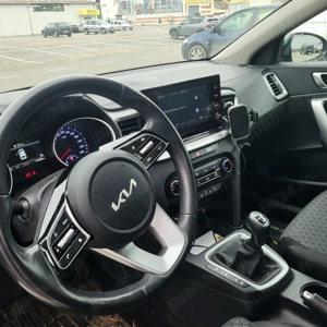 Kia ceed benzina 160cp  dec 2022 - imagine 2
