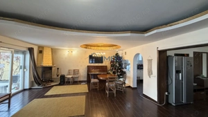 Vilă de închiriat în Tărtășești – spațiu generos pentru firmă, birouri , cazare - imagine 4