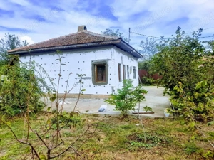 izolați casa bătrânească  - imagine 3