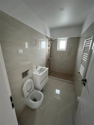 Apartament 2 camere decomandate in spate la Kauffland Pacurari - imagine 5