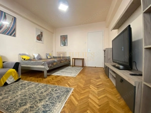 2 dormitoare, centrala proprie, bucatarie inchisa. Piața Libertatii. - imagine 4