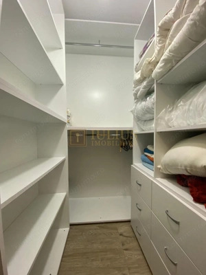 2 dormitoare, centrala proprie, bucatarie inchisa. Piața Libertatii. - imagine 13