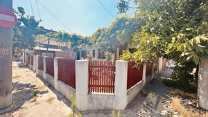 Casa pe colt de vanzare - zona Coiciu -Strajerului Trandafirului - imagine 7