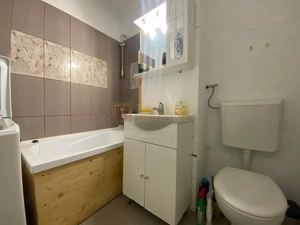 2 dormitoare, centrala proprie, bucatarie inchisa. Piața Libertatii. - imagine 14