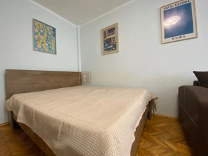 2 dormitoare, centrala proprie, bucatarie inchisa. Piața Libertatii. - imagine 12