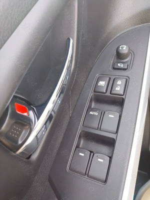 Vând Suzuki SX4 S Cross - imagine 9