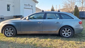 Audi A4  2,4 L  - imagine 4