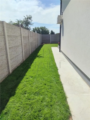 Duplex separat prin C.T - personalizare interioara - acces facil