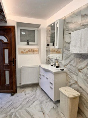  Vand apartament 4 camere  - imagine 3