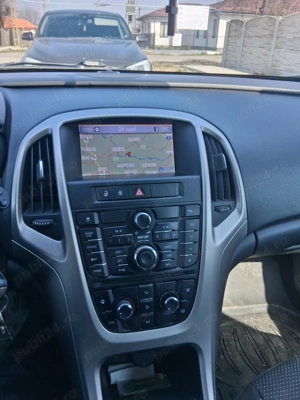 Opel astra j - imagine 5