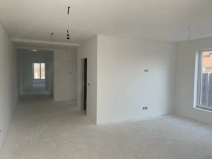 Proprietar vand 1 2 duplex in mosnita noua 4 camere 3 dormitoare 2 bai bucatarie living - imagine 4