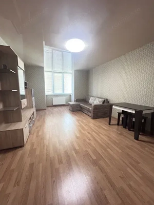 Garsonieră de închiriat   Zona Titan