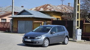 VW Golf 6 1.4TSI Highline SenzoriParcare DubluClima ÎncălzireScaune Bluethoot PilotAuto Euro5 