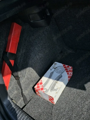 VW Golf 6 1.4TSI Highline SenzoriParcare DubluClima ÎncălzireScaune Bluethoot PilotAuto Euro5  - imagine 15