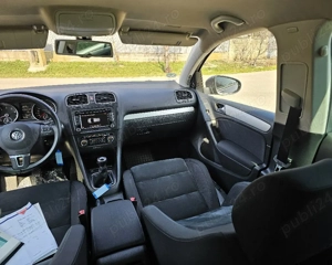 VW Golf 6 1.4TSI Highline SenzoriParcare DubluClima ÎncălzireScaune Bluethoot PilotAuto Euro5  - imagine 6