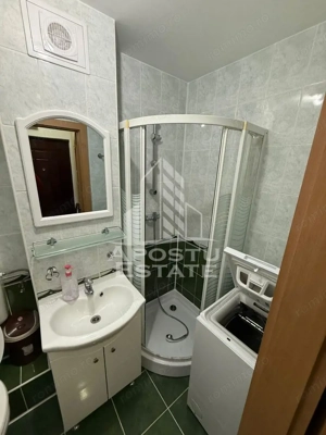 Garsoniera, decomandata, zona Lipovei - imagine 7