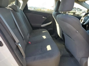 Toyota pirus two 2012 - imagine 5