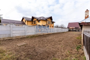 Grădină 300 mp - în oraș - imagine 4
