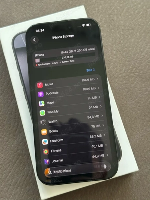 Vând   Schimb iPhone 16 Pro 256 GB 