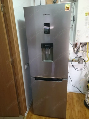 Frigider Samsung NoFrost Inverter Digital