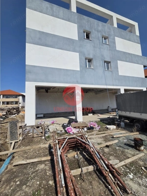 Spatiu Comercial Parter si Curte - in Constructie - imagine 3