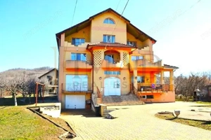 Vanzare Vila spactaculoasa cu teren generos in Targoviste - Aninoasa.