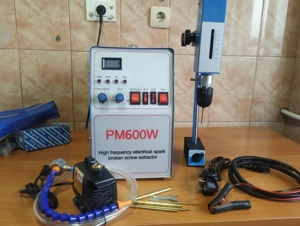 Îndepărtare tarozi rupti EDM portabil , electroeroziune cu electrod grosime 0.5mm-10mm.