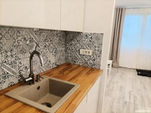 Apartament cu 2 camere et 1 SAGULUI 
