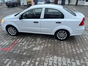 Chevrolet Aveo - imagine 2