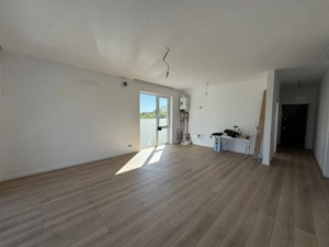 Strada asfaltata. Zona Cora . Finisat la cheie  - imagine 2