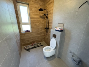 Strada asfaltata. Zona Cora . Finisat la cheie  - imagine 6