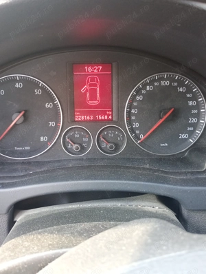 De vînzare golf 5 plus 2006,228000 de km ,